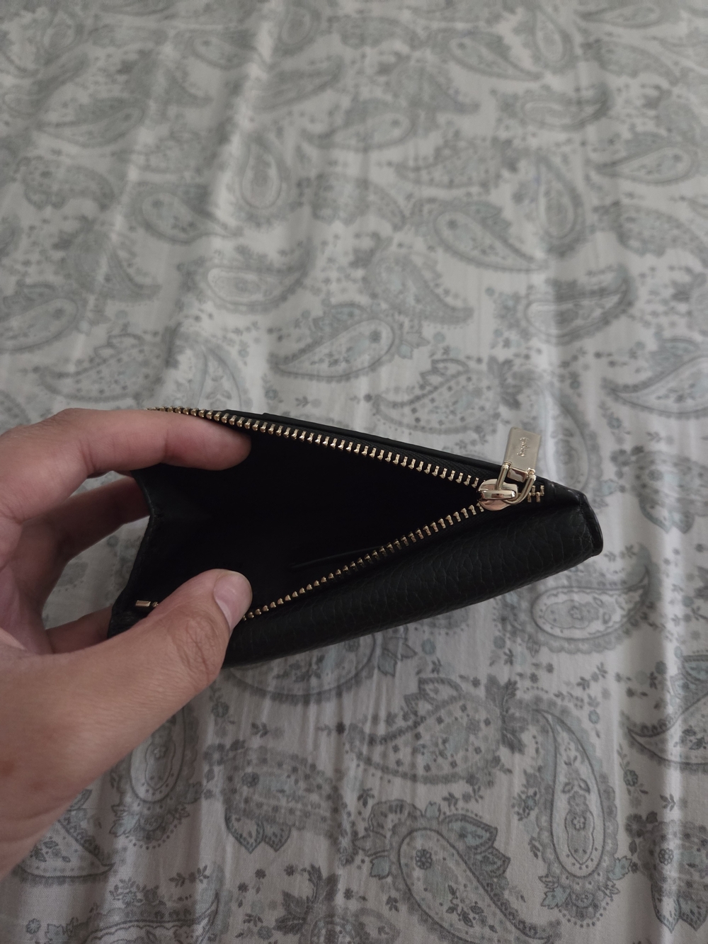 Kate Spade Wallet - Picture 4 of 4